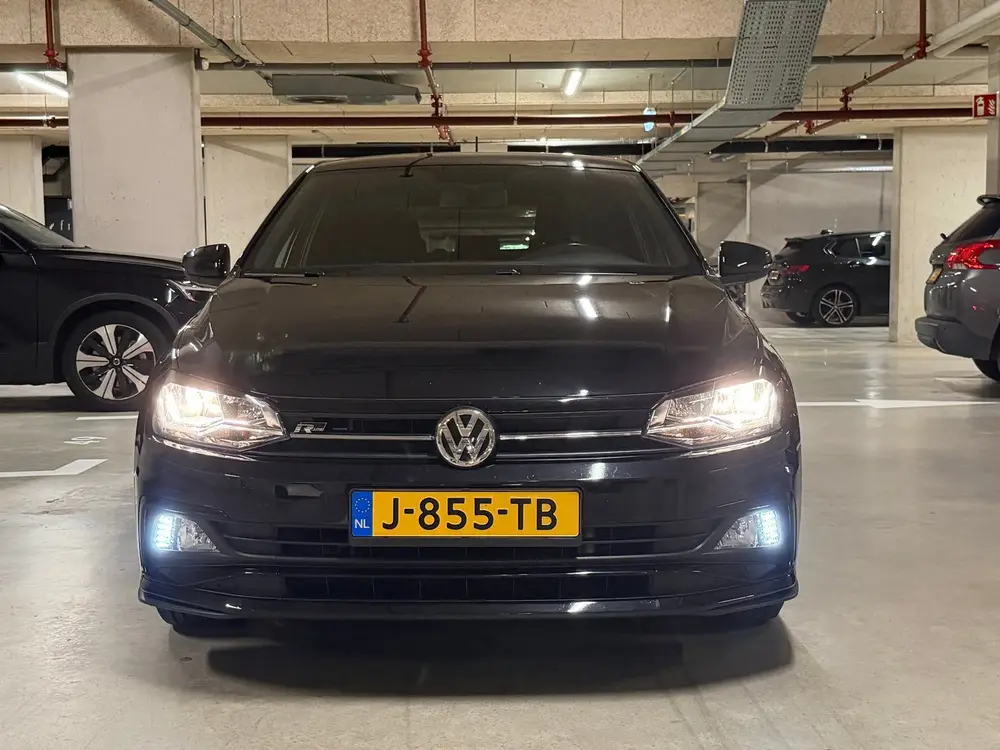 Volkswagen Polo 1.0 TSI 95pk Highline Business R uit 2020