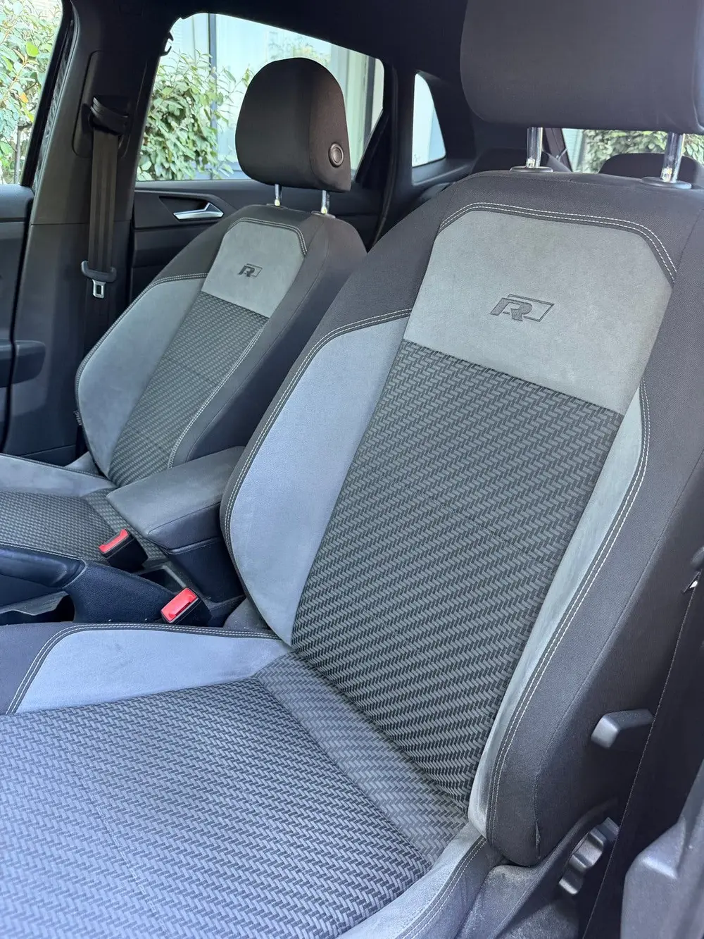 Volkswagen Polo 1.0 TSI 95pk Highline Business R uit 2020, foto 9
