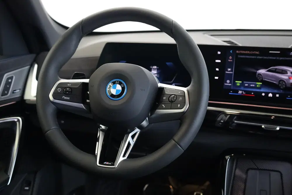 BMW iX1 eDrive20 uit 2026, foto 12