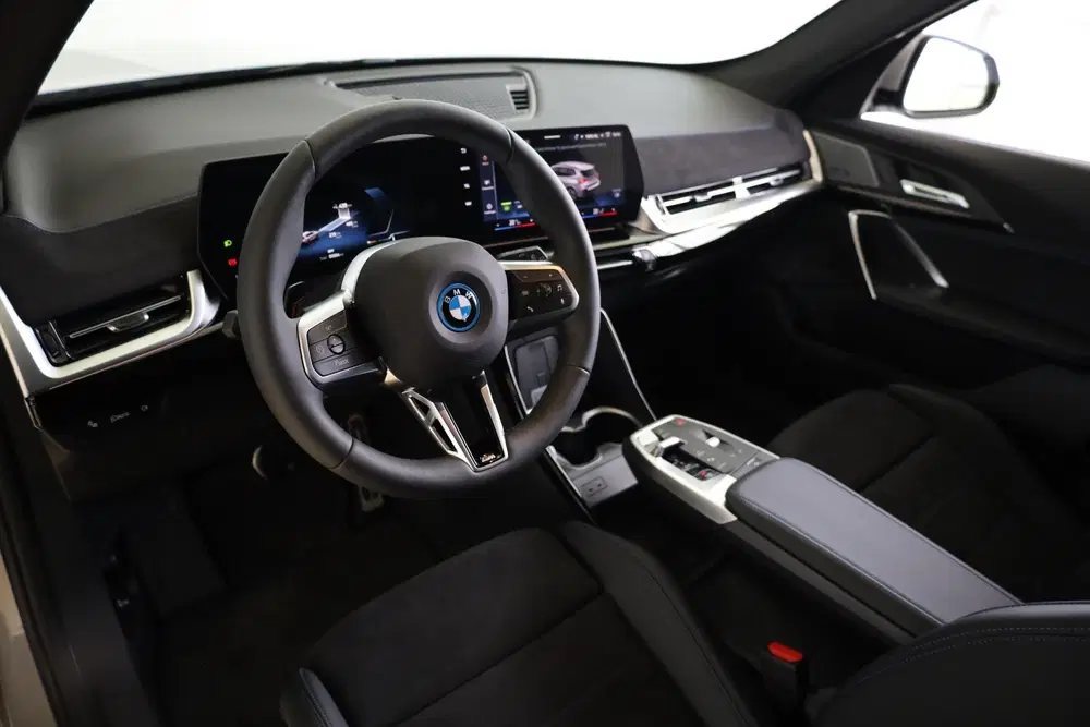 BMW iX1 eDrive20 uit 2026, foto 8