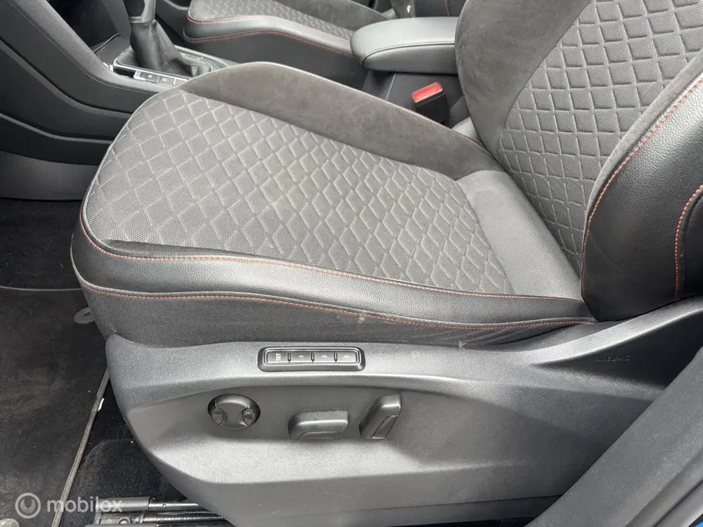 SEAT Tarraco 1.5 TSI FR Business Intense 7p. uit 2022, foto 19