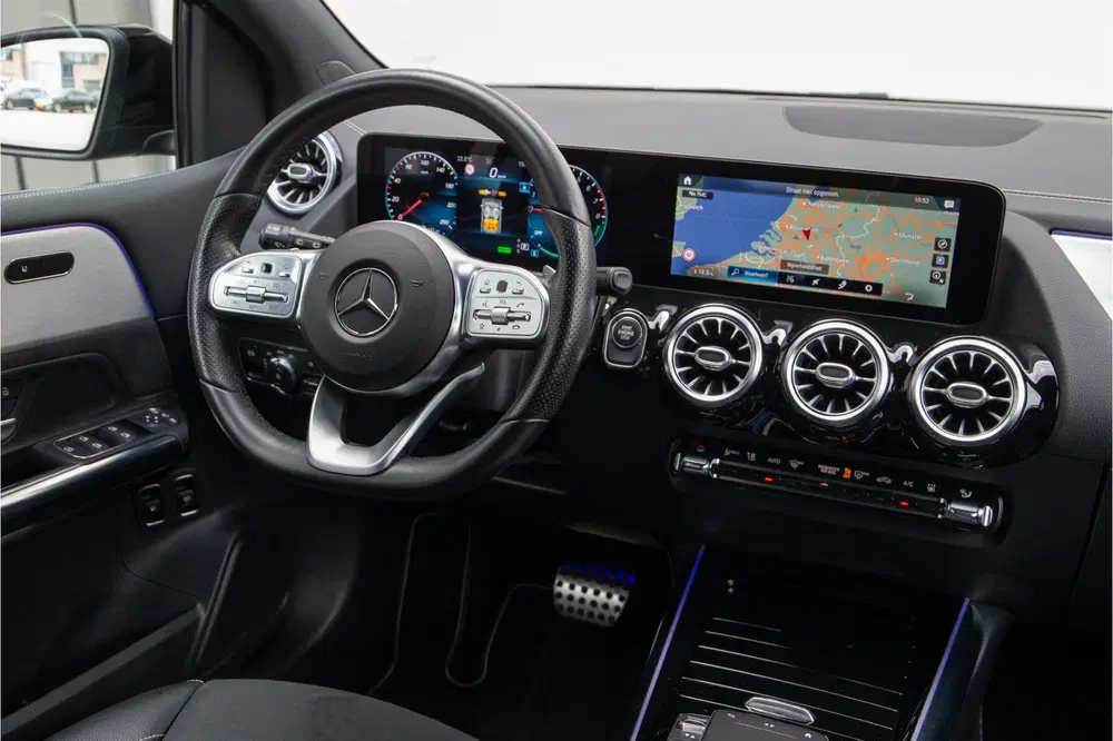 Mercedes-Benz B-Klasse 250 e AMG Night Edition uit 2020, foto 7