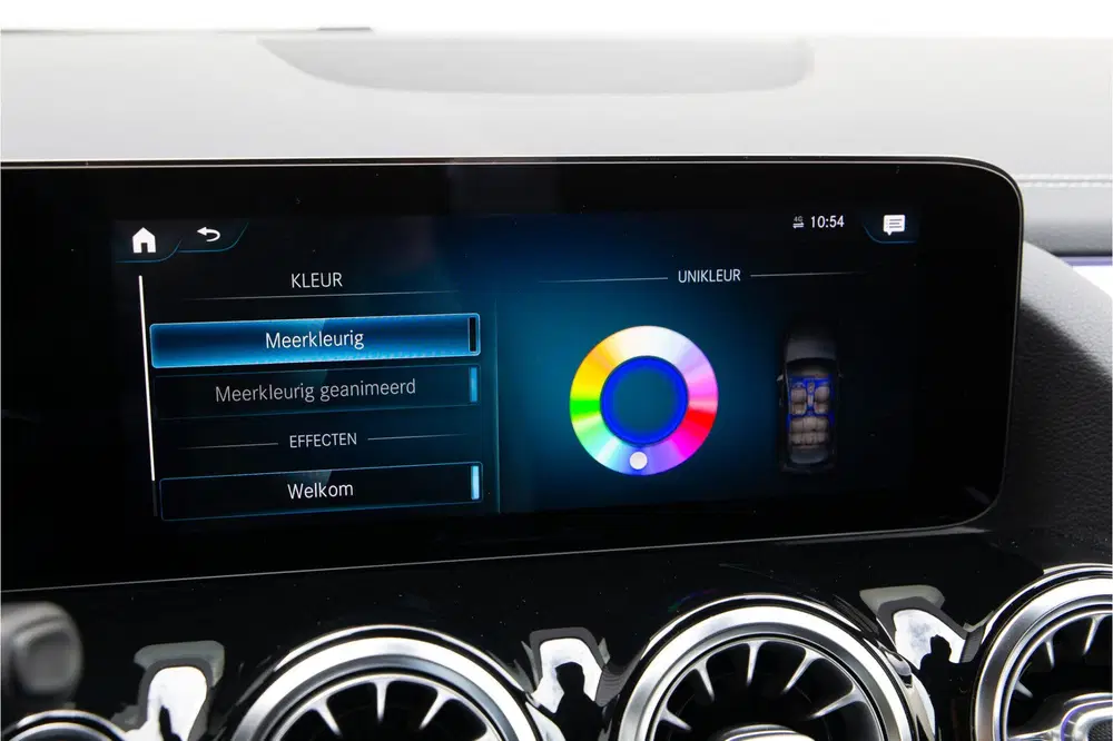 Mercedes-Benz B-Klasse 250 e AMG Night Edition uit 2020, foto 19