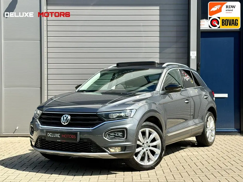 Volkswagen T-Roc 1.5 TSI Sport Pano|Keyless|Virtual|1e eig. uit 2020