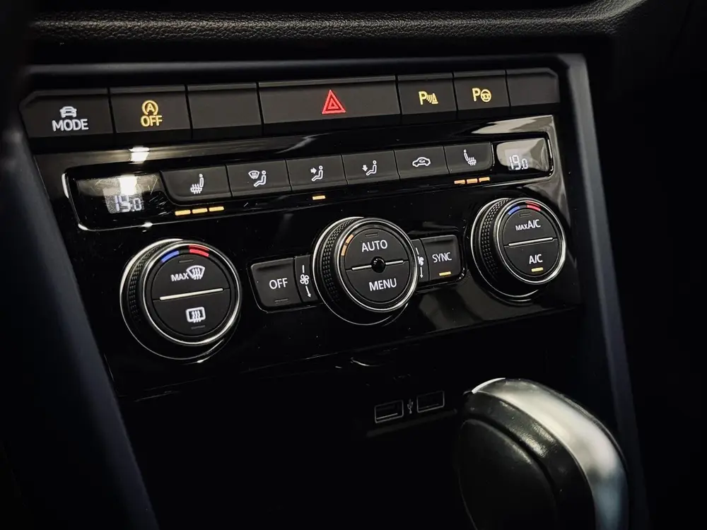 Volkswagen T-Roc 1.5 TSI Sport Pano|Keyless|Virtual|1e eig. uit 2020, foto 20