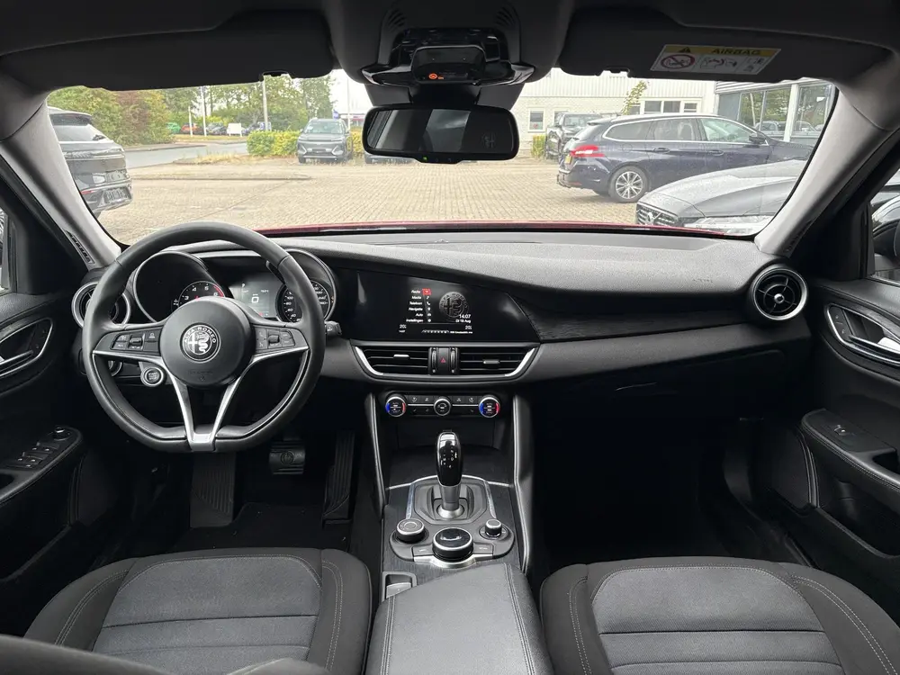 Alfa Romeo Giulia 2.0T Super 200pk | Afn. Trekhaak | Stoel uit 2020, foto 18