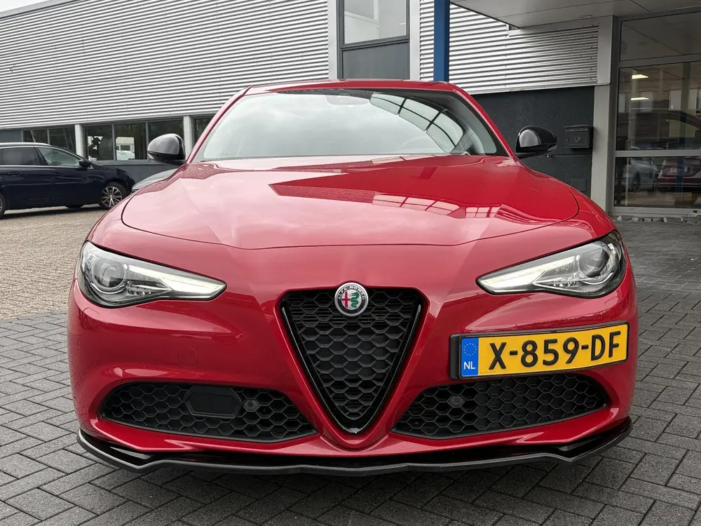Alfa Romeo Giulia 2.0T Super 200pk | Afn. Trekhaak | Stoel uit 2020, foto 2
