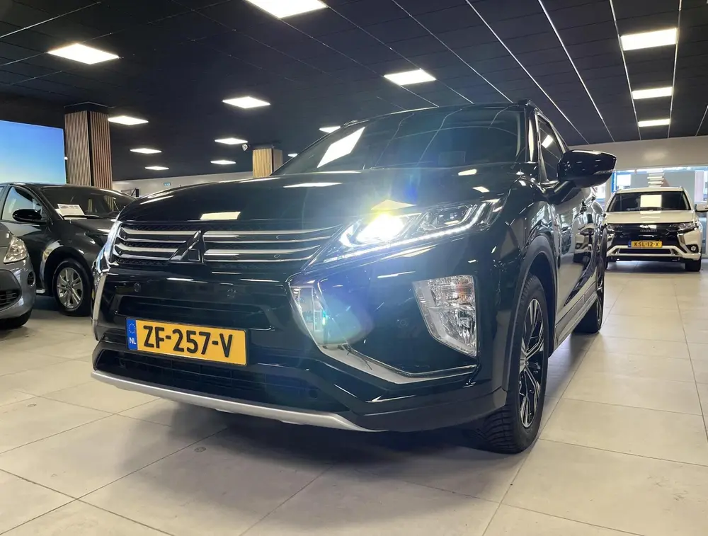 Mitsubishi Eclipse Cross 1.5 DI-T First Edition uit 2019, foto 15