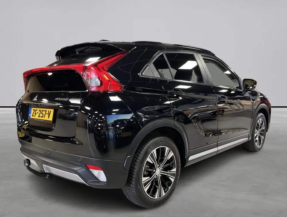 Mitsubishi Eclipse Cross 1.5 DI-T First Edition uit 2019, foto 3