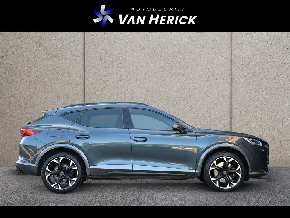 Cupra Formentor 1.4 e-Hybrid 245PK VZ Performance uit 2023, foto 3