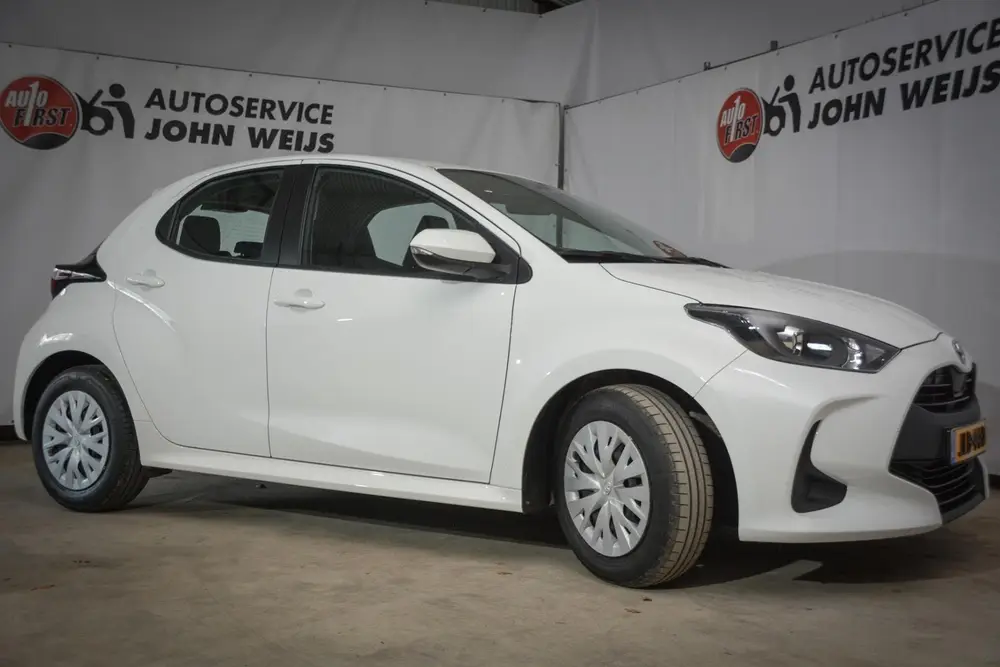 Toyota Yaris 1.0 VVT-i Active uit 2022, foto 10