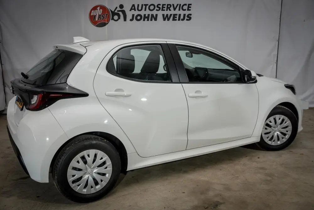 Toyota Yaris 1.0 VVT-i Active uit 2022, foto 12
