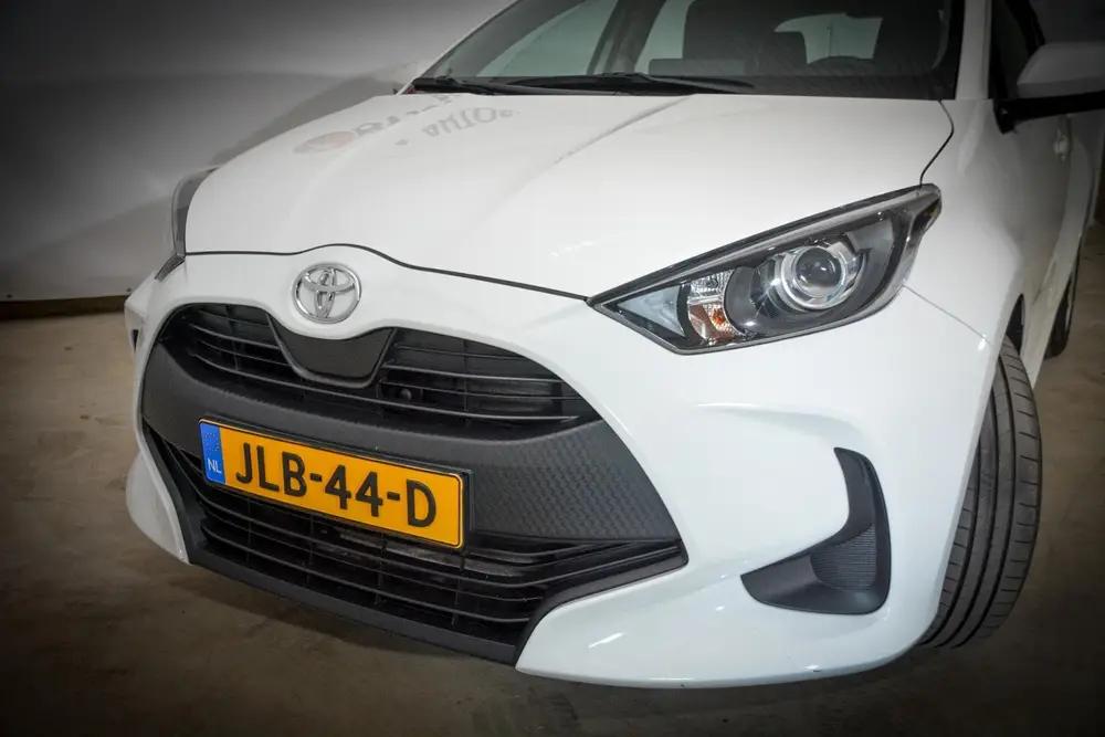 Toyota Yaris 1.0 VVT-i Active uit 2022, foto 4