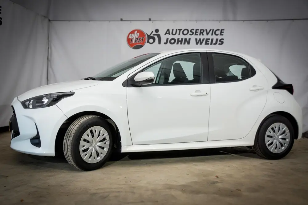 Toyota Yaris 1.0 VVT-i Active uit 2022, foto 5