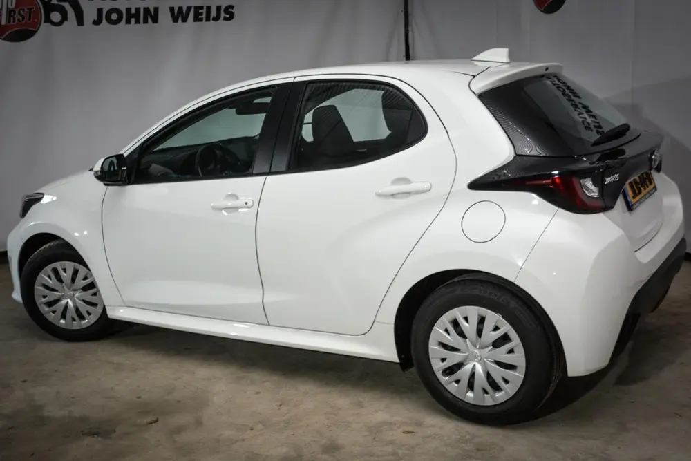 Toyota Yaris 1.0 VVT-i Active uit 2022, foto 8