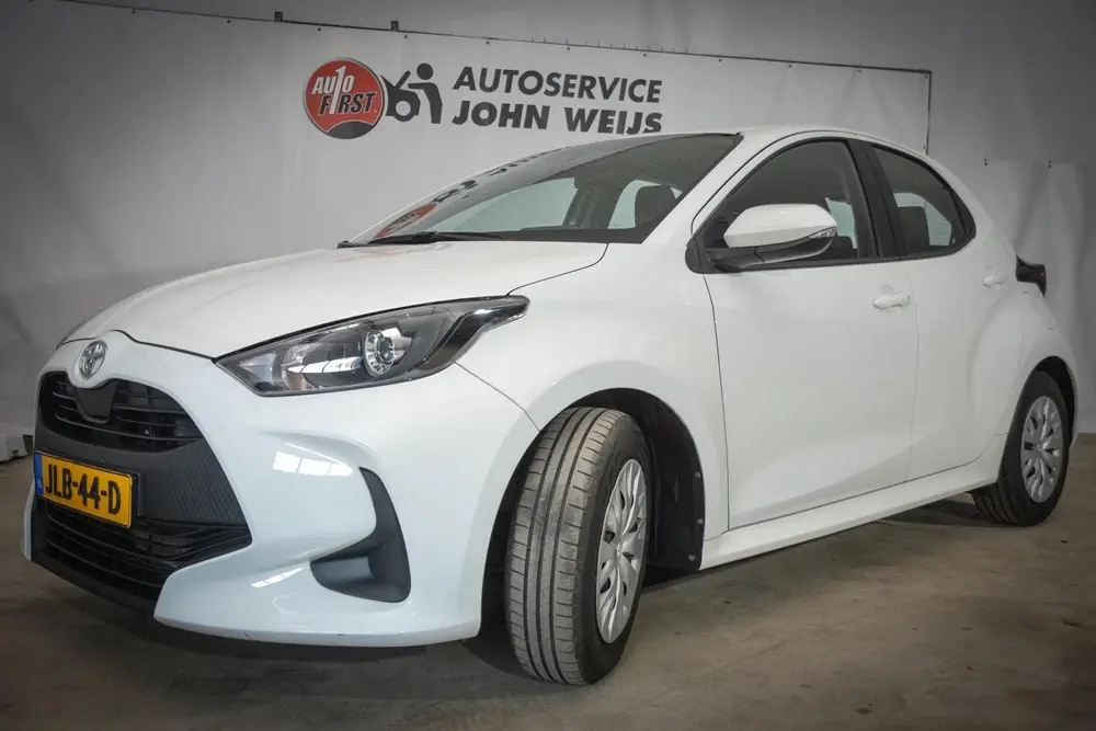 Toyota Yaris 1.0 VVT-i Active uit 2022, foto 9