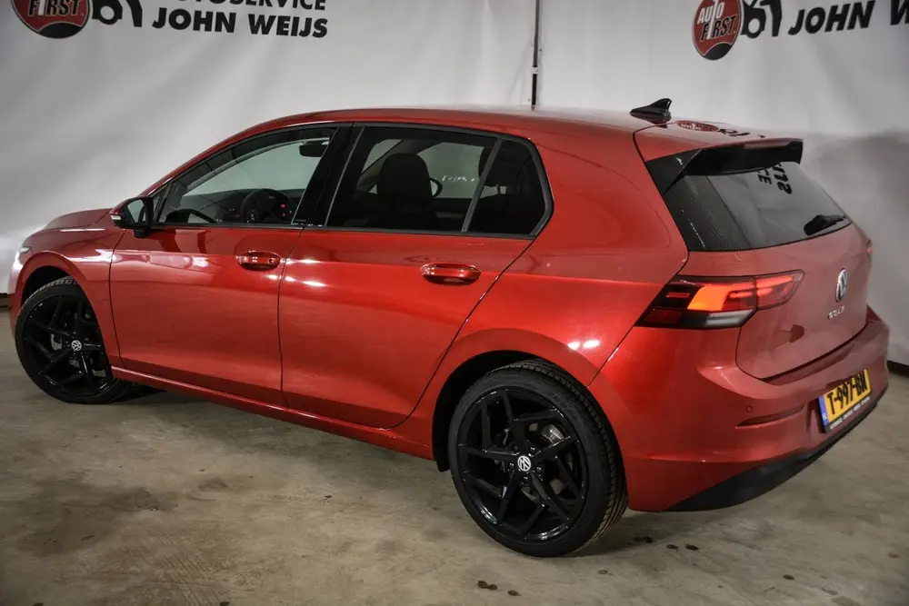 Volkswagen GOLF 8 1.5 TSI Life Business uit 2022, foto 5