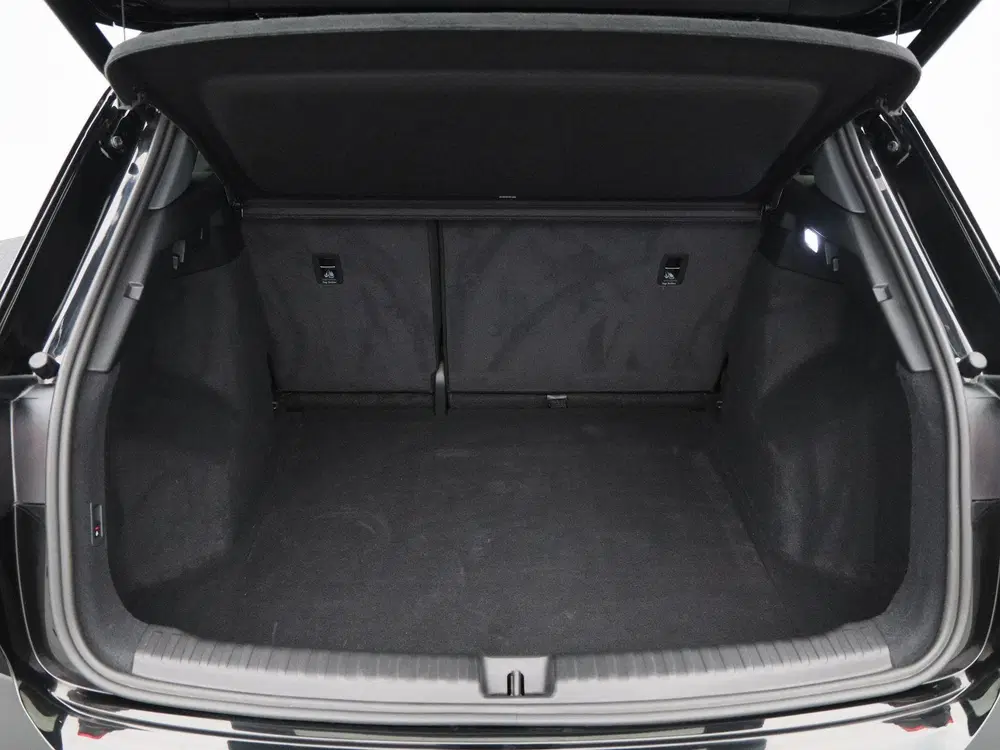 Audi Q4 e-tron 40 S Edition 63 kWh 204 Pk uit 2025, foto 17
