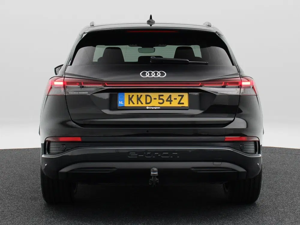 Audi Q4 e-tron 40 S Edition 63 kWh 204 Pk uit 2025, foto 6