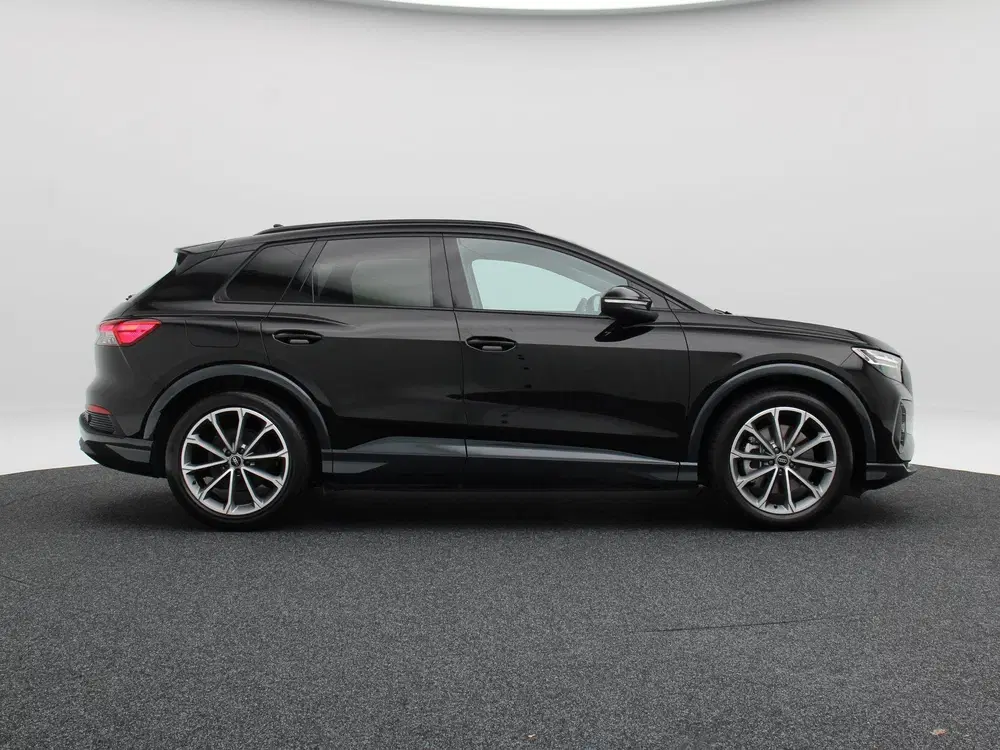 Audi Q4 e-tron 40 S Edition 63 kWh 204 Pk uit 2025, foto 8