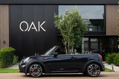 Mini Cabrio 2.0 John Cooper Works F1 Aut. uit 2023