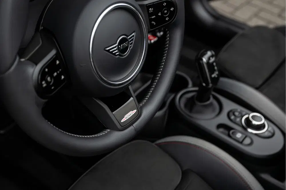 Mini Cabrio 2.0 John Cooper Works F1 Aut. uit 2023, foto 19