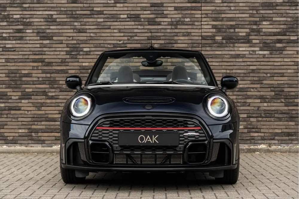 Mini Cabrio 2.0 John Cooper Works F1 Aut. uit 2023, foto 3