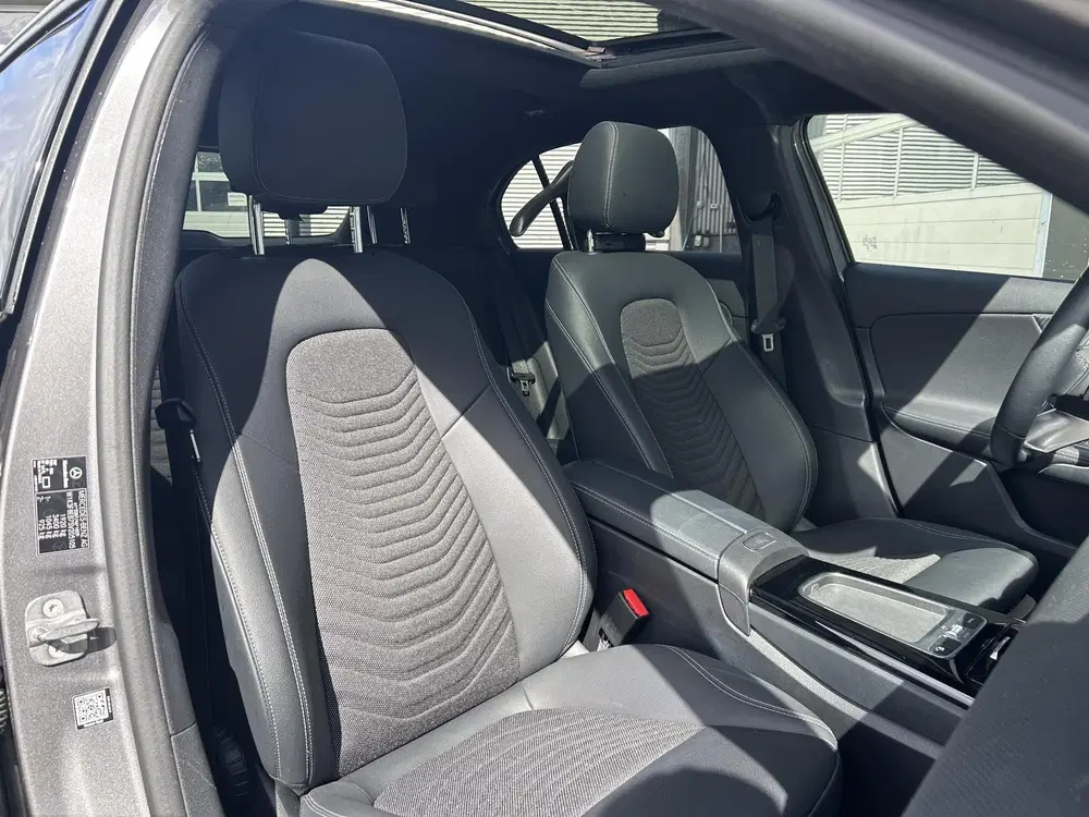 Mercedes-Benz A-Klasse 180 Star Edition uit 2024, foto 17