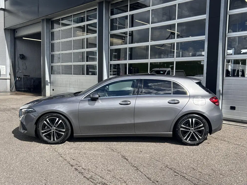 Mercedes-Benz A-Klasse 180 Star Edition uit 2024, foto 3