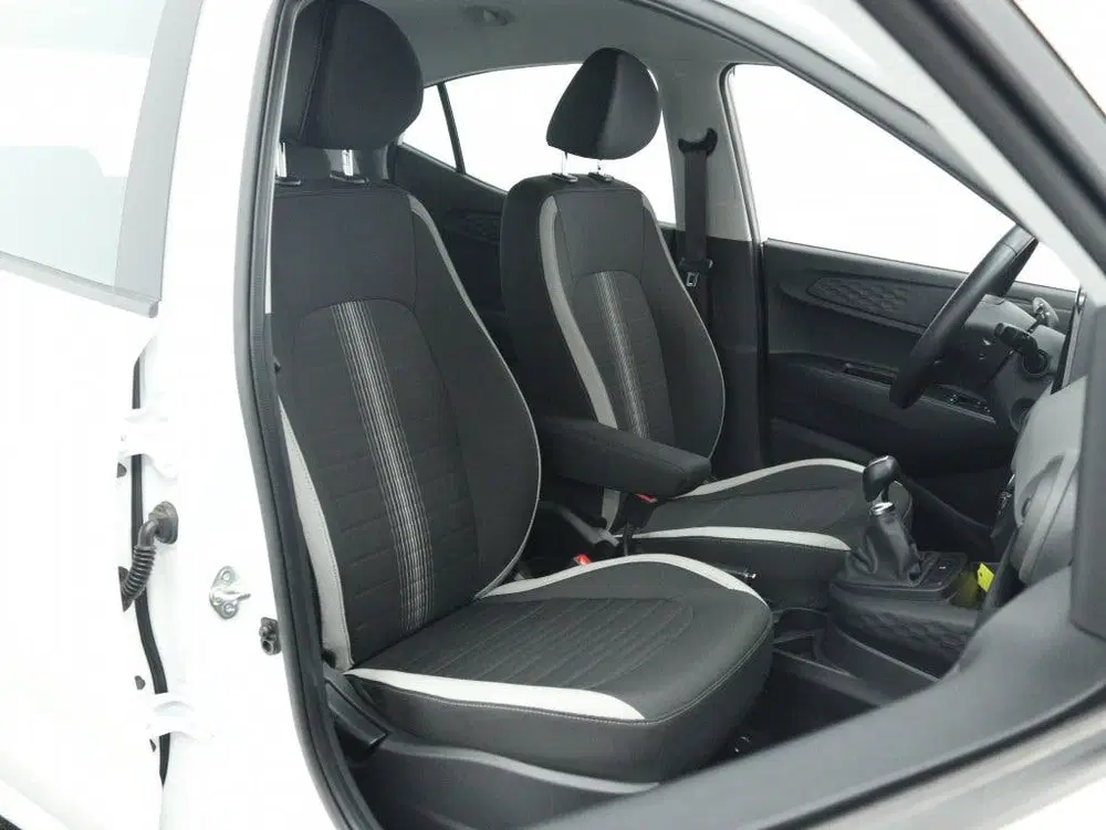 Hyundai i10 1.0 Comfort uit 2024, foto 11