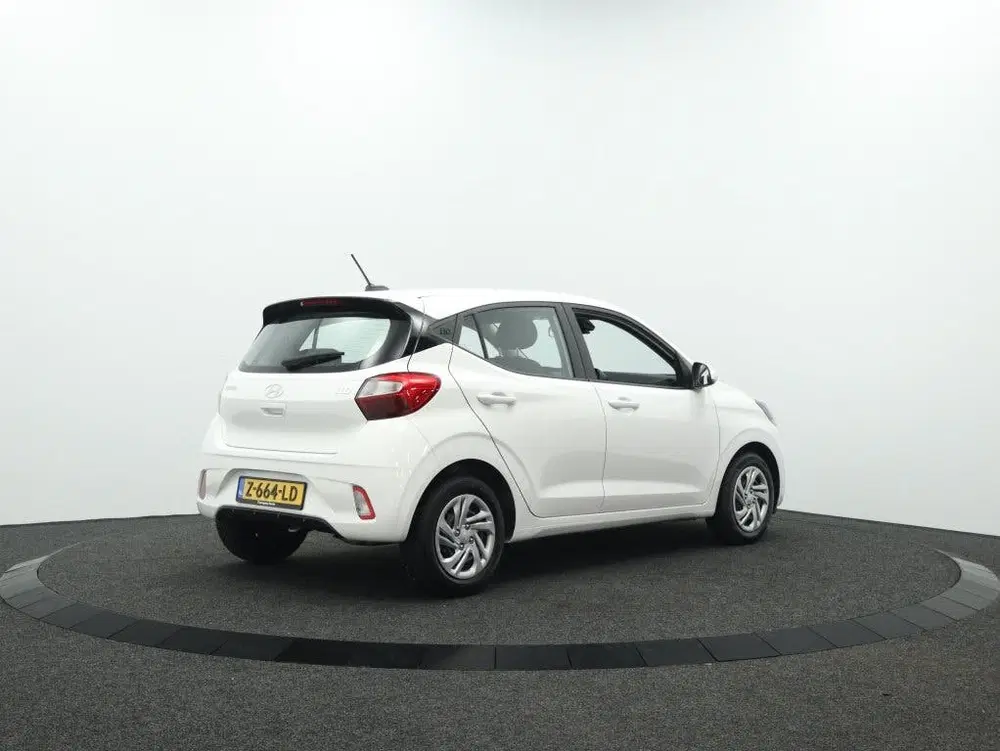 Hyundai i10 1.0 Comfort uit 2024, foto 2