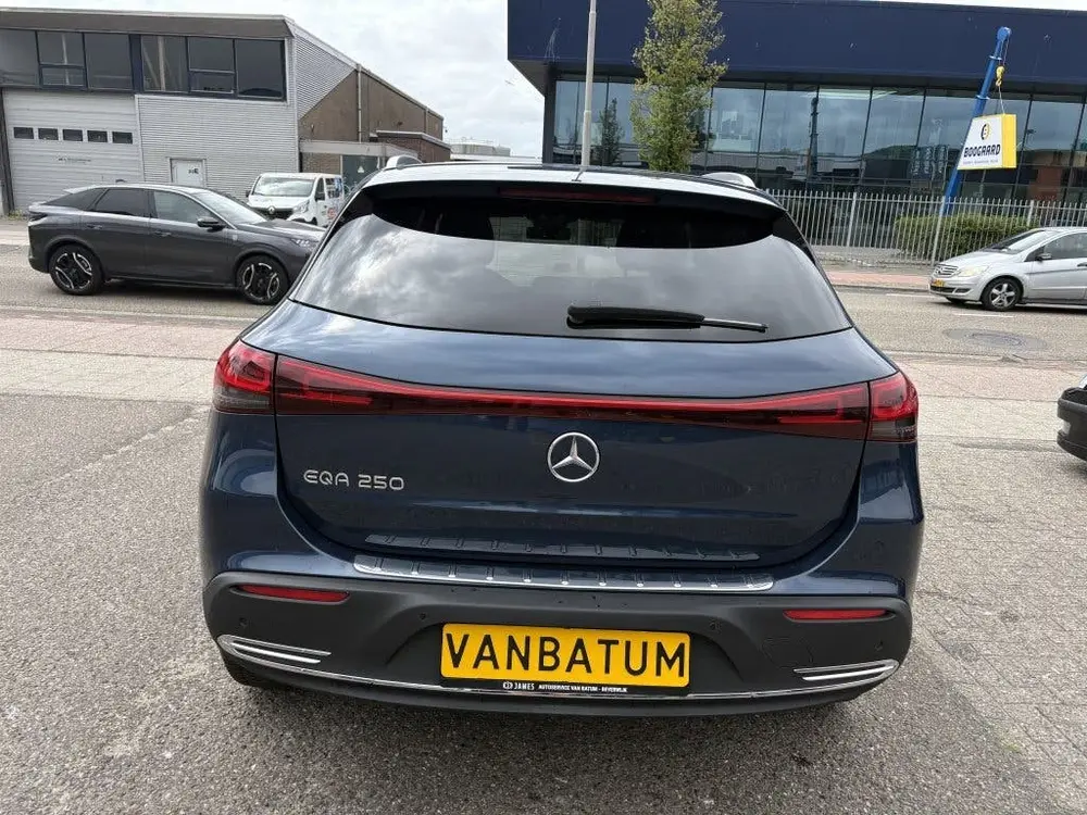 Mercedes-Benz EQA 250 Business Solution Luxery (bj 2022) uit 2022, foto 3