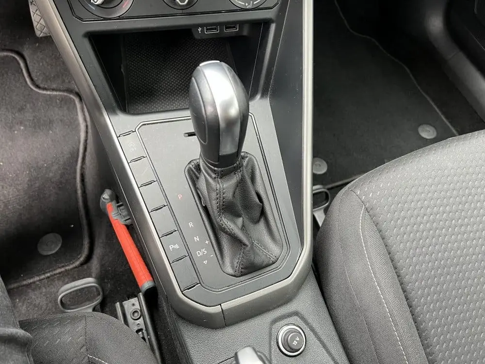 Volkswagen Polo 1.0 TSI Comfortline Automaat (bj 2020) uit 2020, foto 18