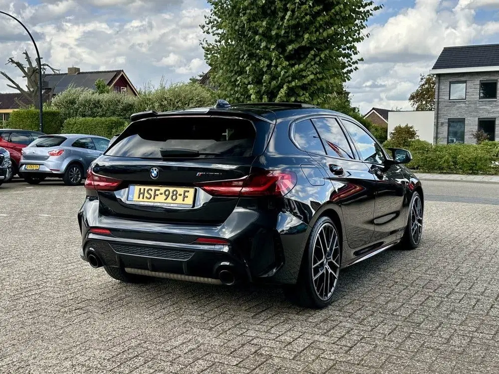 BMW 1-serie M135i xDrive High Executive Pano Head-up K uit 2020, foto 2