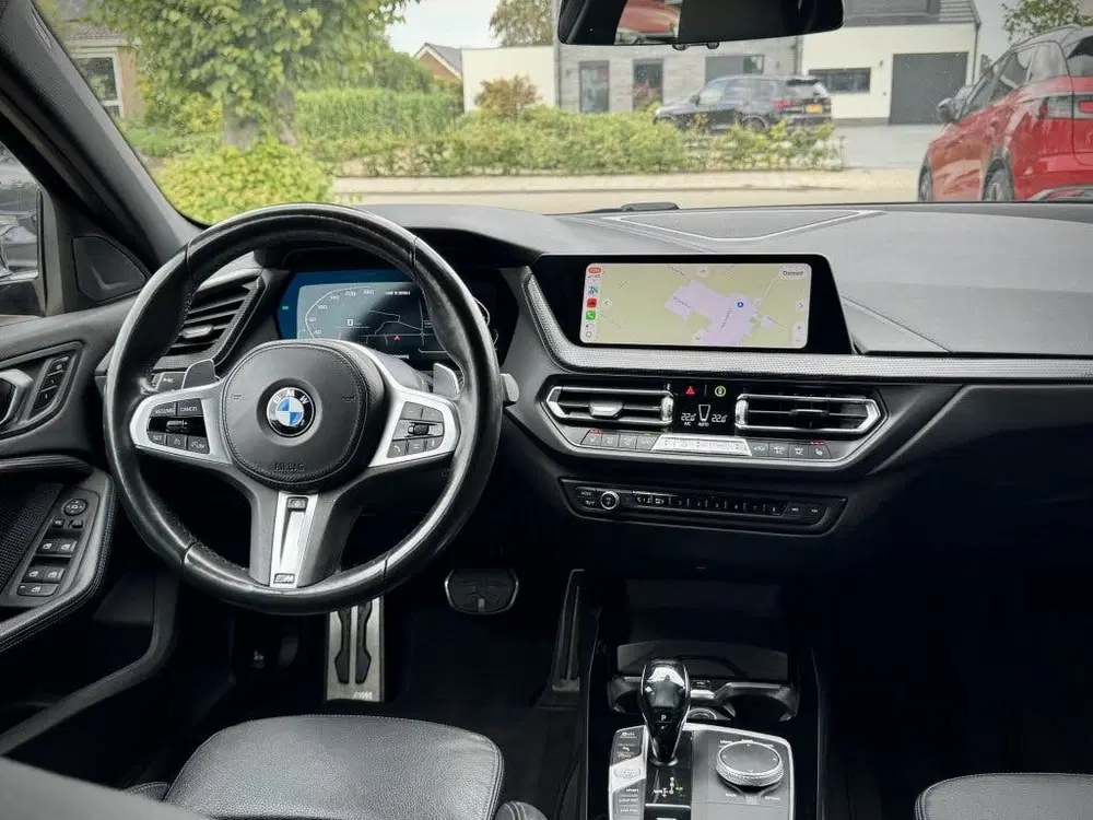 BMW 1-serie M135i xDrive High Executive Pano Head-up K uit 2020, foto 3