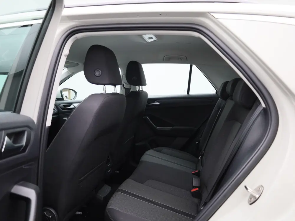 Volkswagen T-Roc 1.5 TSI Life Business uit 2023, foto 10