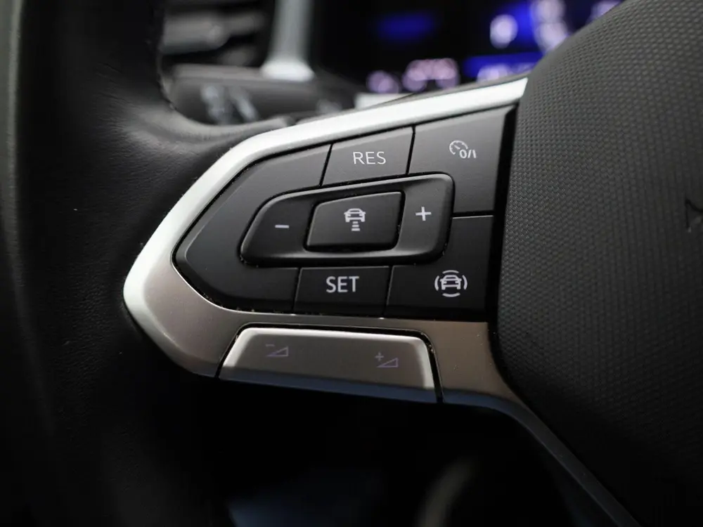 Volkswagen T-Roc 1.5 TSI Life Business uit 2023, foto 19