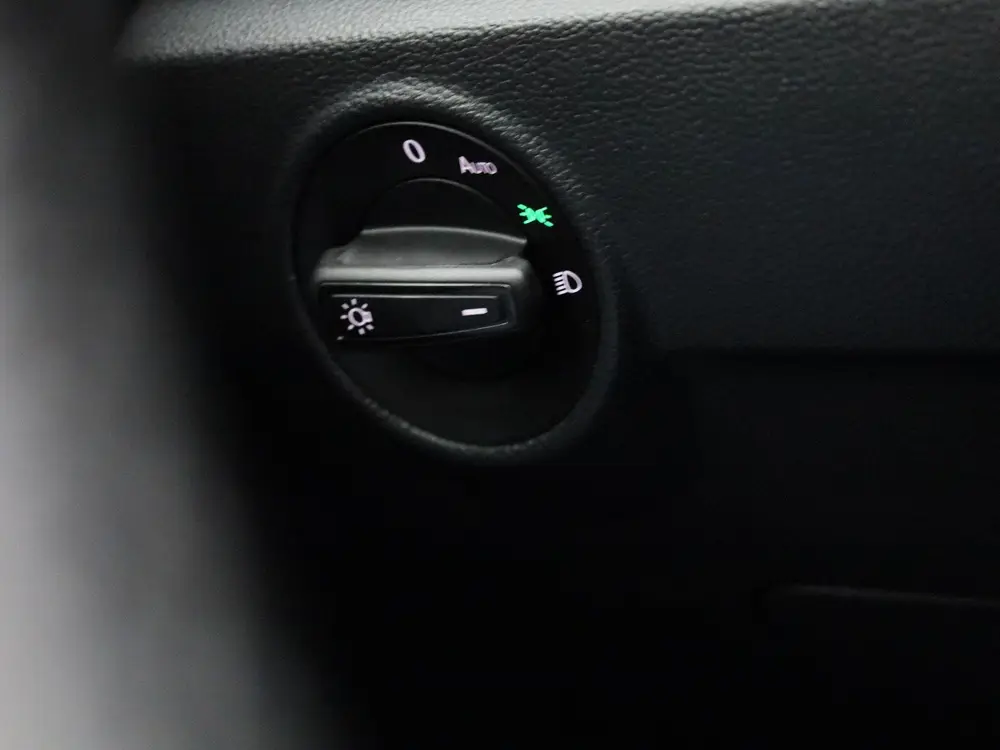 Volkswagen T-Roc 1.5 TSI Life Business uit 2023, foto 20