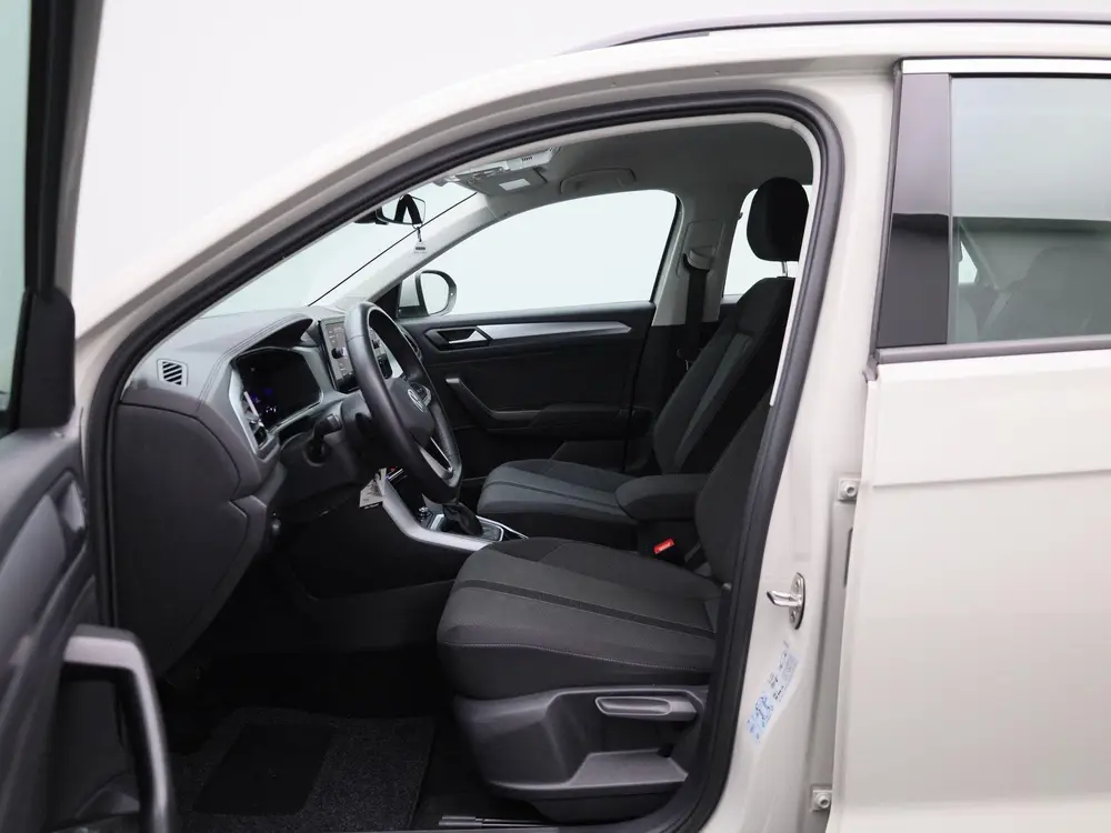 Volkswagen T-Roc 1.5 TSI Life Business uit 2023, foto 9