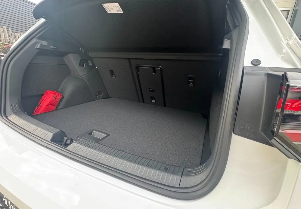 Volkswagen Golf 8.5 2.0 TSI GTI l 265pk l 360 camera l Panor uit 2025, foto 15