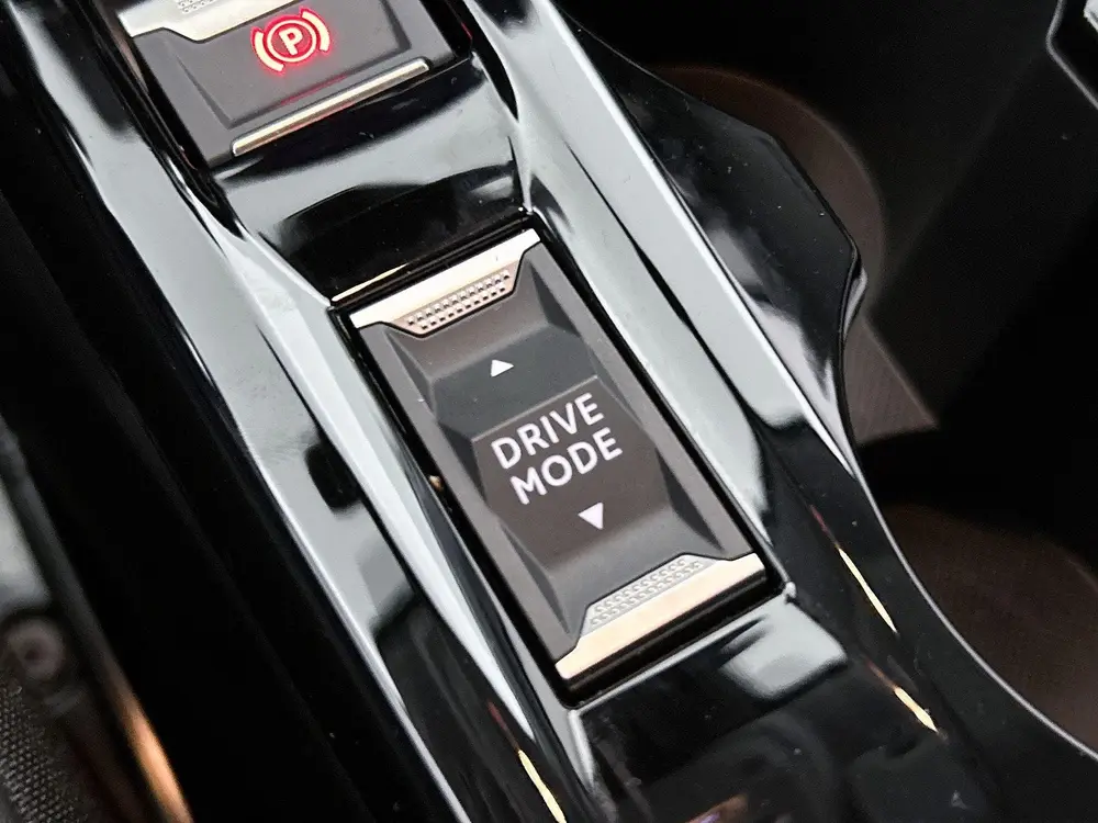 Peugeot 208 1.2 PureTech 100 Allure l Navigatie l Came uit 2025, foto 8