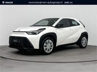 Toyota Aygo X Hybrid 115 play € 1500 inruilpremie uit 2026