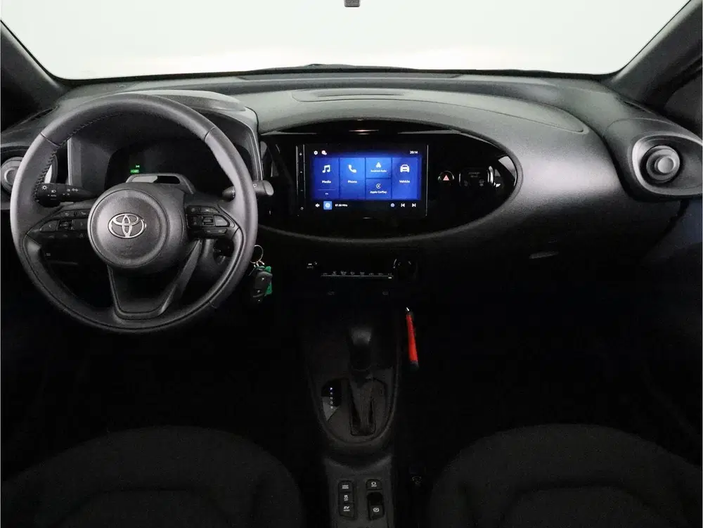 Toyota Aygo X Hybrid 115 play € 1500 inruilpremie uit 2026, foto 10