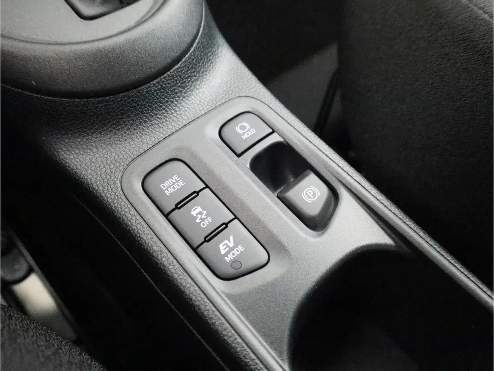 Toyota Aygo X Hybrid 115 play € 1500 inruilpremie uit 2026, foto 4