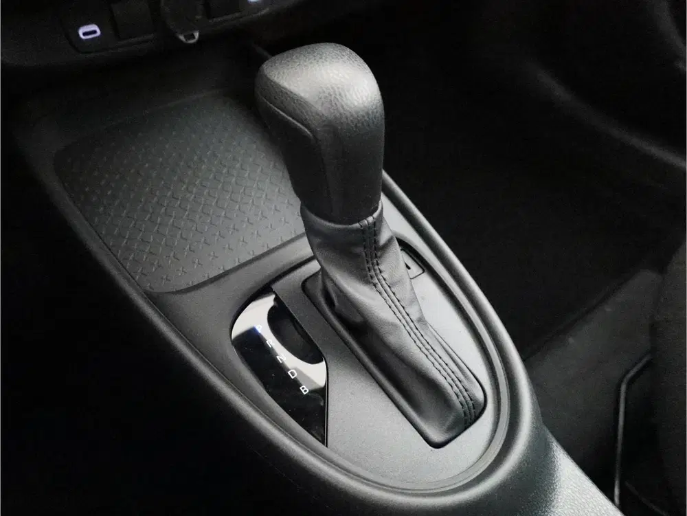 Toyota Aygo X Hybrid 115 play € 1500 inruilpremie uit 2026, foto 5