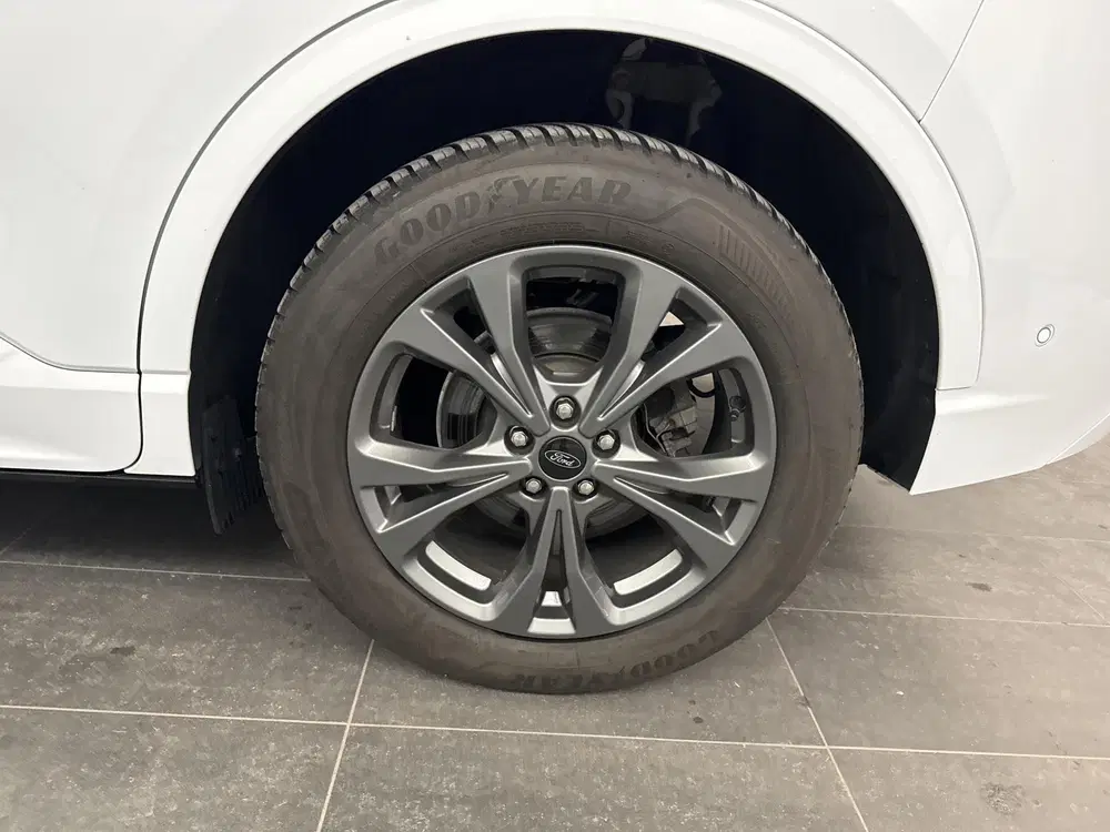 Ford Kuga 2.5 PHEV ST-Line X Trekhaak Wegklapbaar uit 2023, foto 11