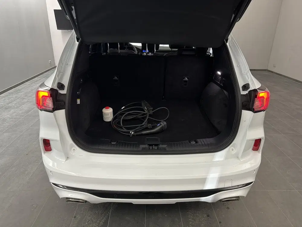 Ford Kuga 2.5 PHEV ST-Line X Trekhaak Wegklapbaar uit 2023, foto 9