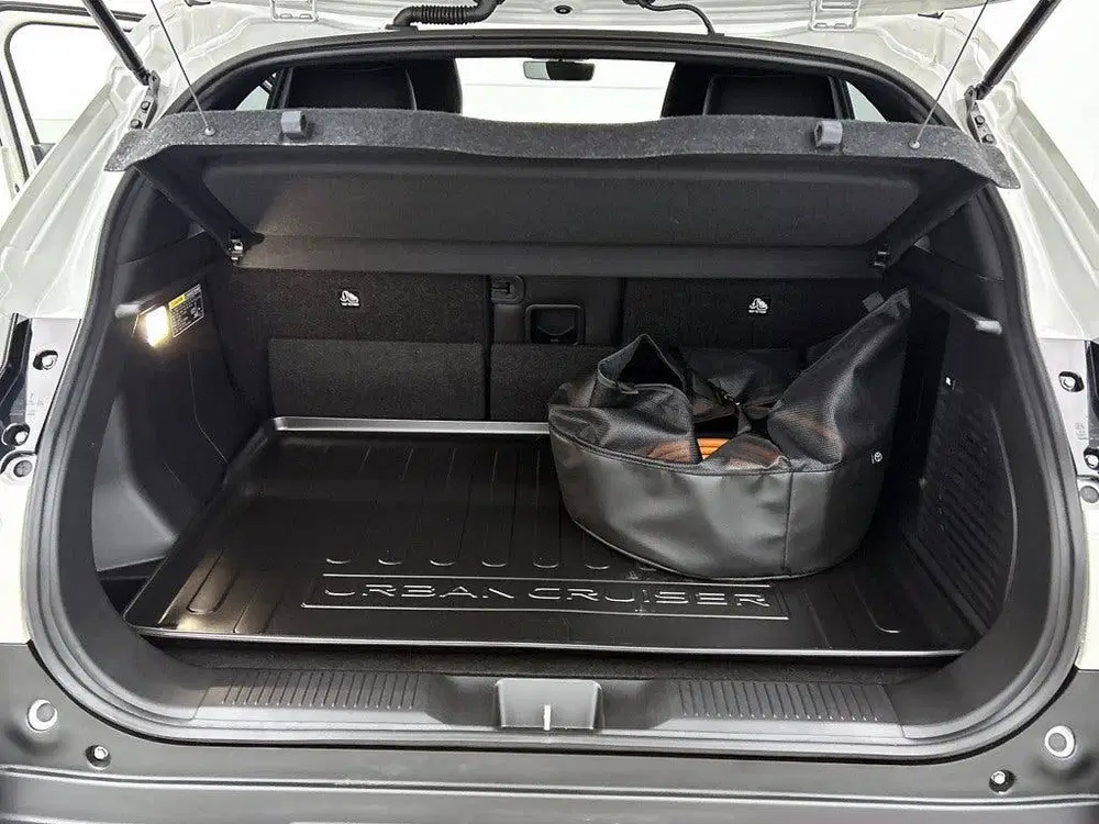 Toyota Urban Cruiser Executive 61 kWh uit 2026, foto 18