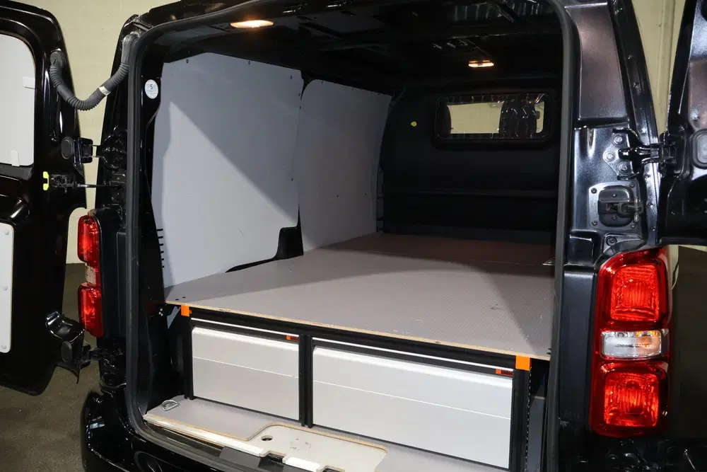 Opel Vivaro 2.0 BlueHDi 145pk L2 Automaat Airco Naviga uit 2024, foto 16