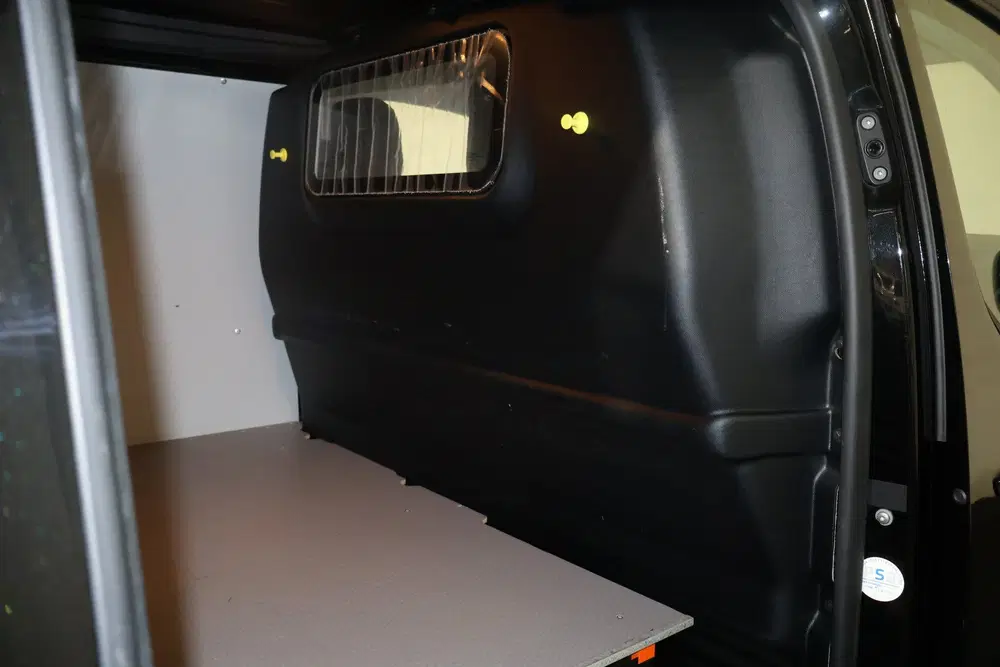 Opel Vivaro 2.0 BlueHDi 145pk L2 Automaat Airco Naviga uit 2024, foto 19